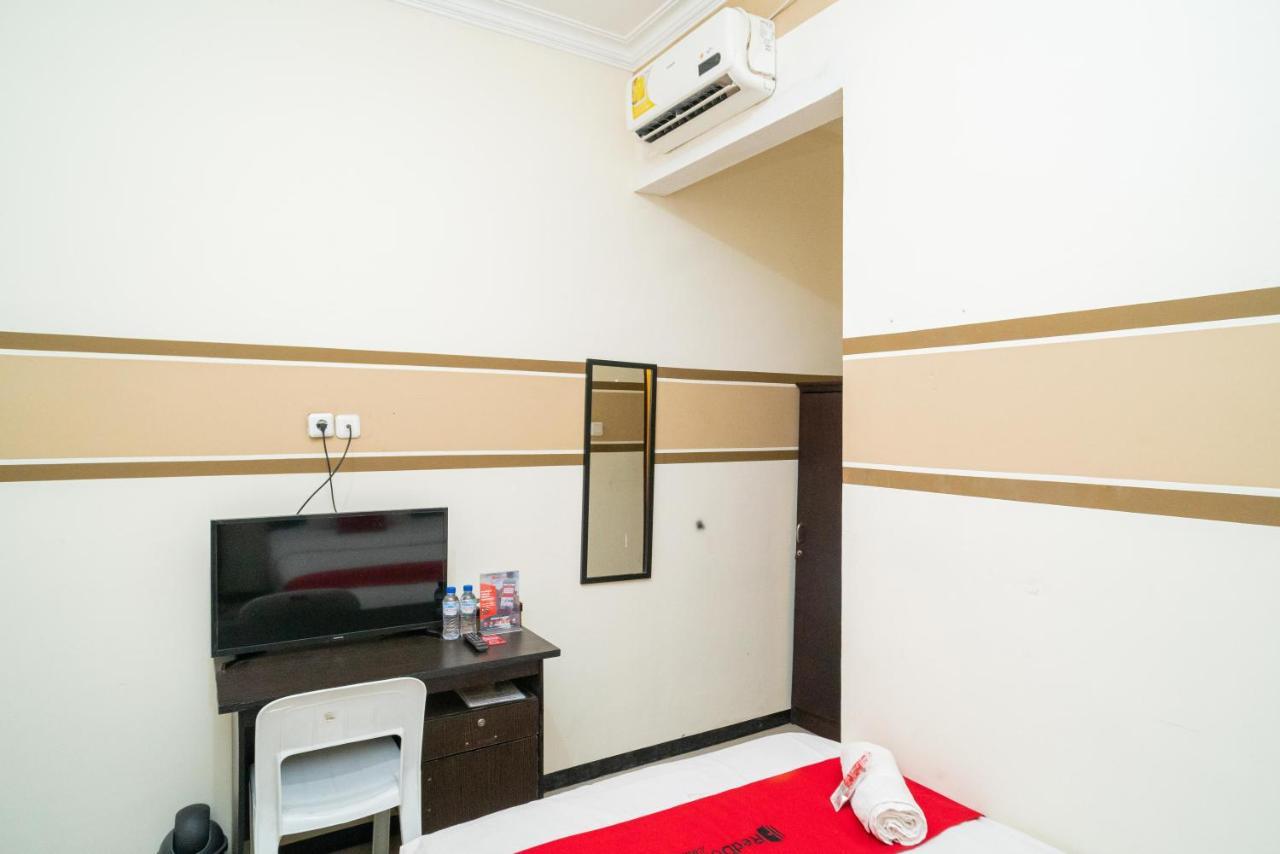 Reddoorz Syariah Near Marvel City Mall 2 Sorabaya Extérieur photo