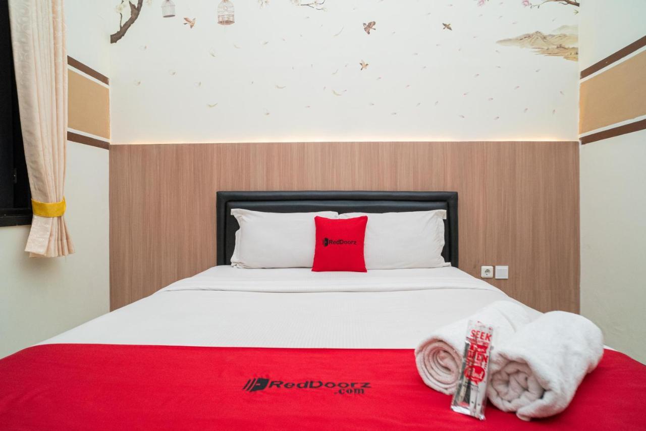 Reddoorz Syariah Near Marvel City Mall 2 Sorabaya Extérieur photo