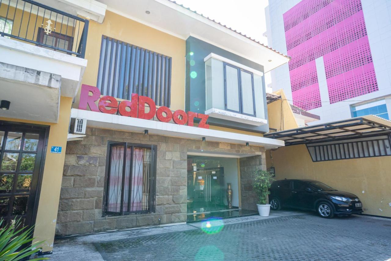 Reddoorz Syariah Near Marvel City Mall 2 Sorabaya Extérieur photo