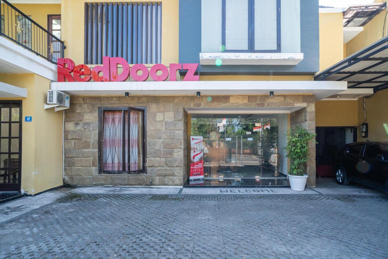 Reddoorz Syariah Near Marvel City Mall 2 Sorabaya Extérieur photo