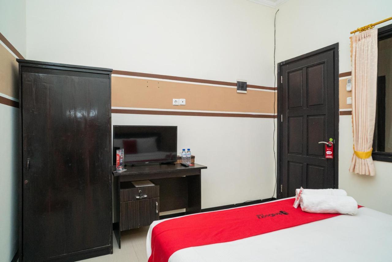 Reddoorz Syariah Near Marvel City Mall 2 Sorabaya Extérieur photo